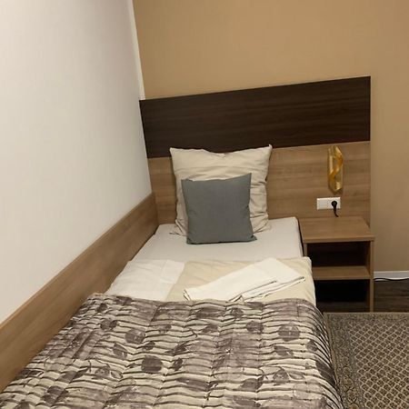 Hotel Pizzeria Da Beni Kochersteinsfeld Kültér fotó