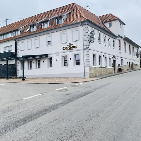 Hotel Pizzeria Da Beni Kochersteinsfeld Kültér fotó
