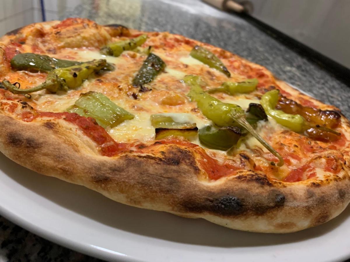 Hotel Pizzeria Da Beni Kochersteinsfeld Kültér fotó